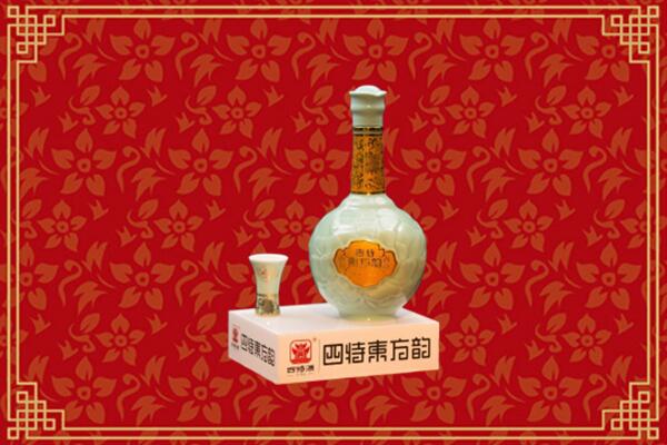 巴音郭楞州烟酒回收四特酒
